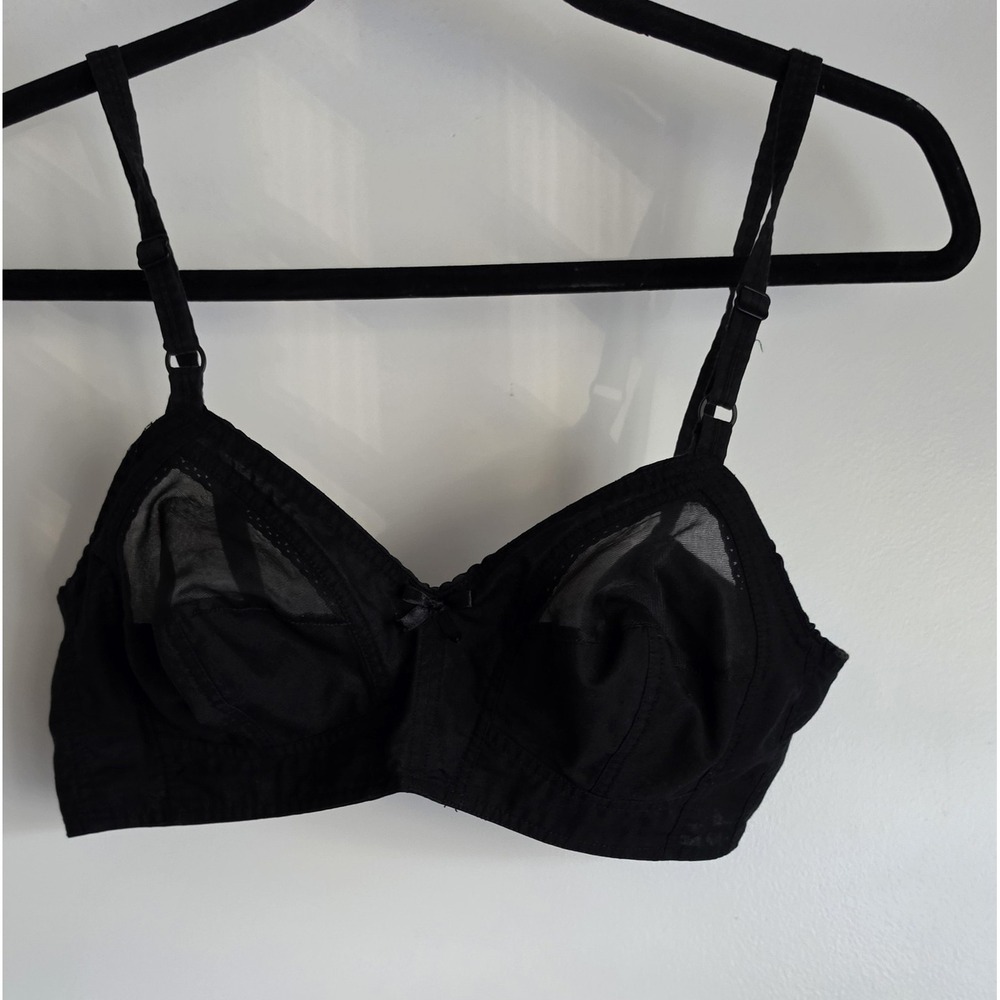 Peter Pan Bra Women's 36B Black Solid Wireless T-Shirt Everyday Underwire